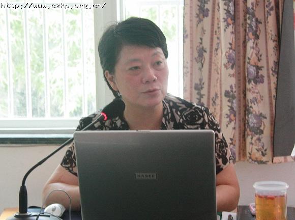 社区代表交流发言